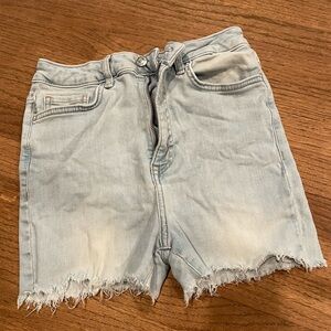 Forever 21 cut off shorts